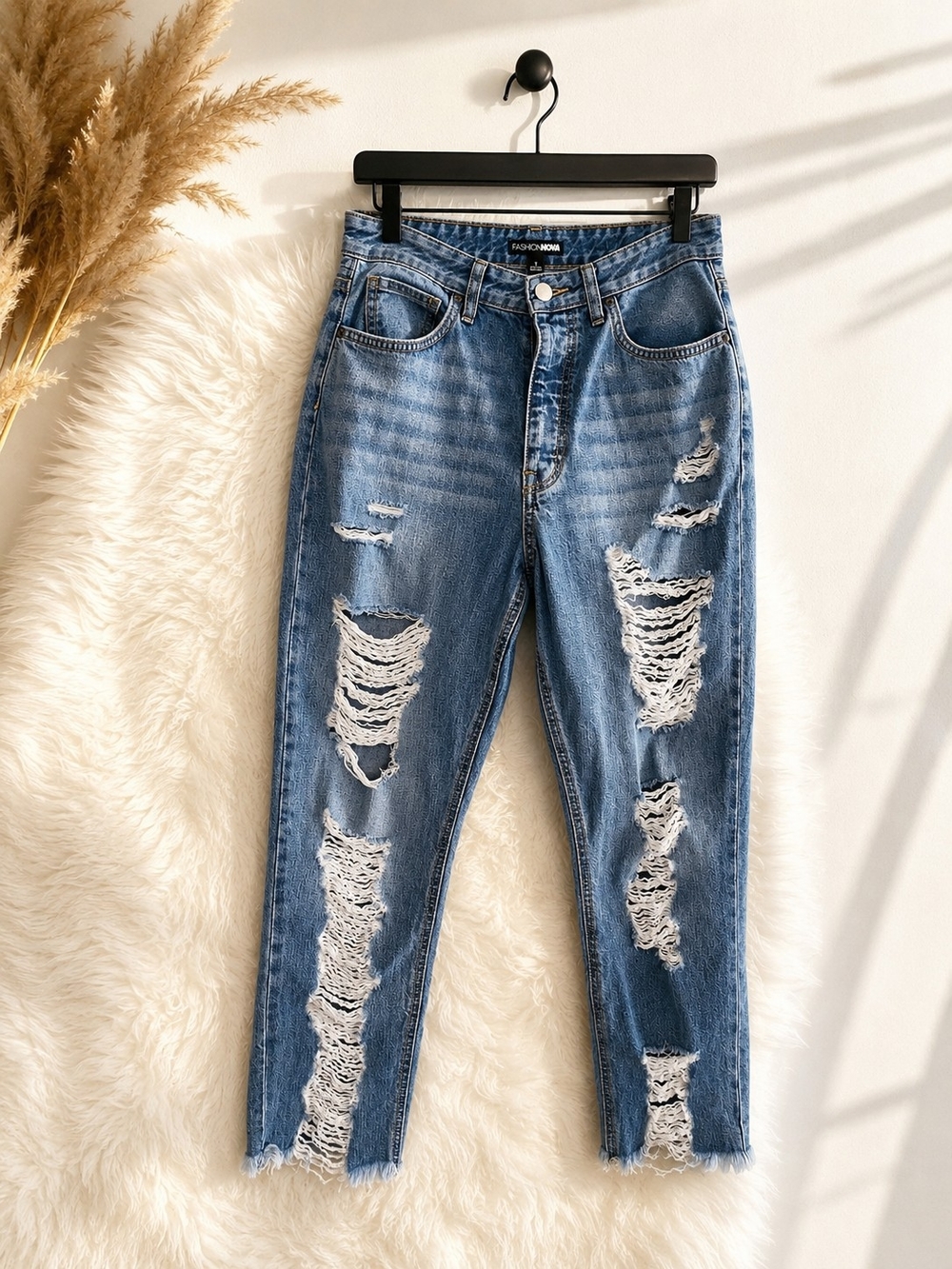Fashion Nova Distressed High Rise Skinny Jeans Size 7 | Medium Wash Denim
